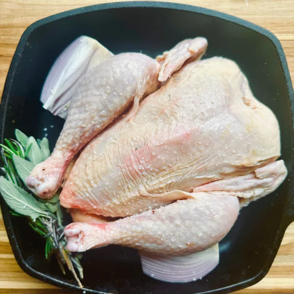 7124Air Chilled Heritage Breed Whole Chicken